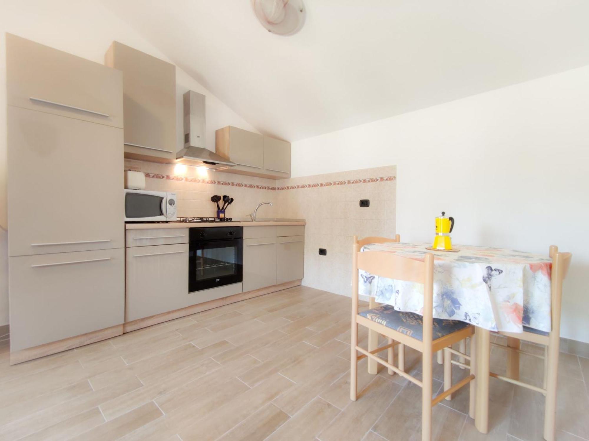 Apartments Morena Rakalj Екстериор снимка