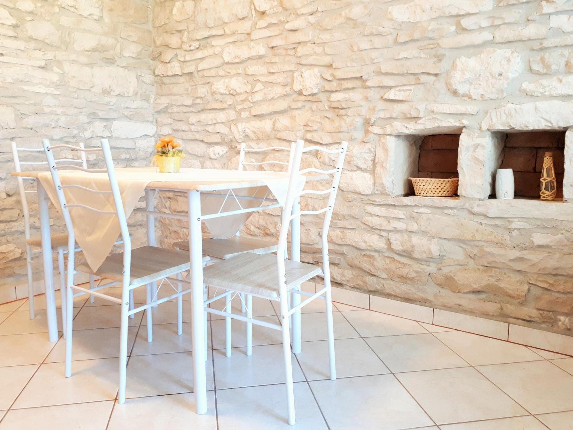 Apartments Morena Rakalj Стая снимка