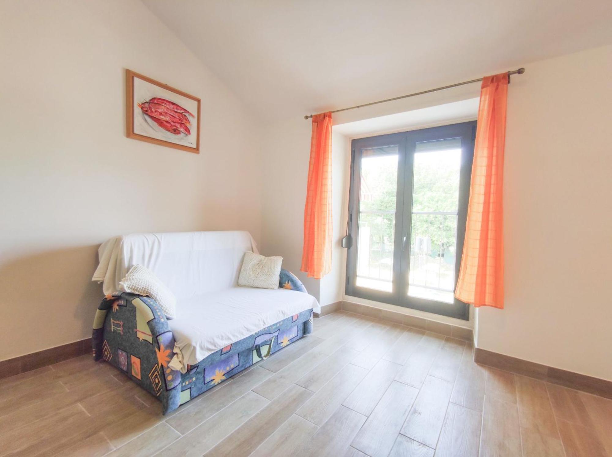 Apartments Morena Rakalj Екстериор снимка